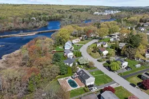 11 Riverside Dr, Webster, MA 01570 - Photo 39
