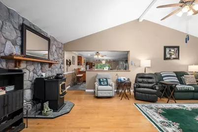 11 Riverside Dr, Webster, MA 01570 - Photo 15