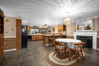 11 Riverside Dr, Webster, MA 01570 - Photo 5