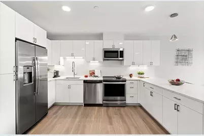 68 Los Angeles #106, Newton, MA 02458 - Photo 3