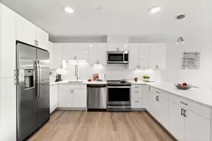 68 Los Angeles, Newton, MA 02458 - Photo 3