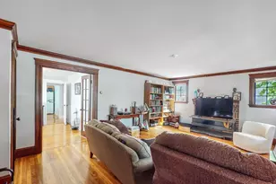 9 Fairview Ave, Watertown, MA 02472 - Photo 5