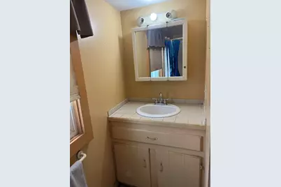 62 Hull St, Seekonk, MA 02771 - Photo 13
