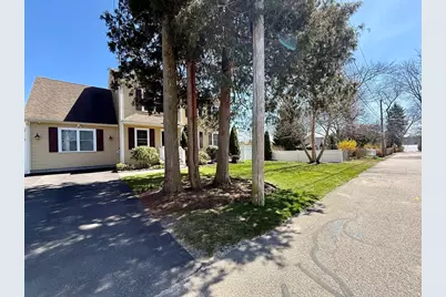 24 Rigby St, Clinton, MA 01510 - Photo 3