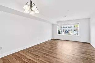24 Greenleaves Dr, Amherst, MA 01002 - Photo 13