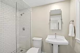 198 South St, Hingham, MA 02043 - Photo 17