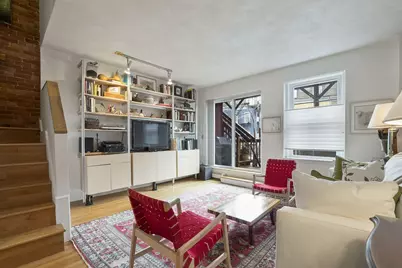 26 Bigelow St #A, Cambridge, MA 02139 - Photo 7