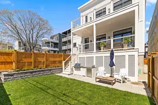 847 E 5th St, Boston, MA 02127 - Photo 23