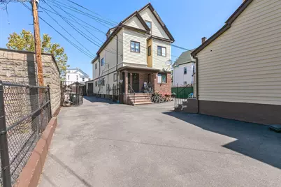 159 Pearl Street, Somerville, MA 02145 - Photo 5