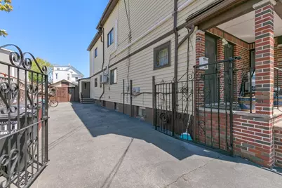 159 Pearl Street, Somerville, MA 02145 - Photo 5