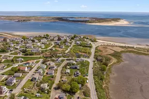 114 Little Neck Rd, Ipswich, MA 01938 - Photo 17