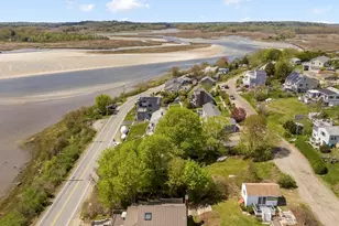 114 Little Neck Rd, Ipswich, MA 01938 - Photo 27