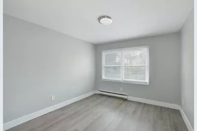 1049 Pleasant Street #7, New Bedford, MA 02740 - Photo 11