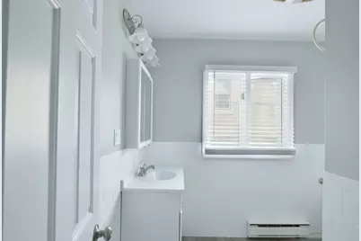 1049 Pleasant Street #7, New Bedford, MA 02740 - Photo 9