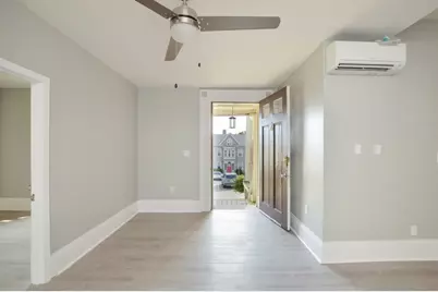 1049 Pleasant St #2, New Bedford, MA 02740 - Photo 9