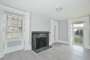 1049 Pleasant St, New Bedford, MA 02740 - Photo 7