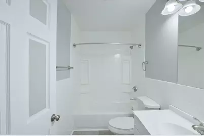 1049 Pleasant St #2, New Bedford, MA 02740 - Photo 5