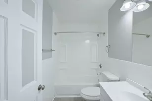1049 Pleasant St, New Bedford, MA 02740 - Photo 5