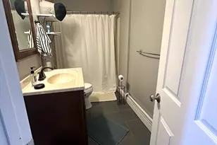 423 E 3rd St, Boston, MA 02127 - Photo 9
