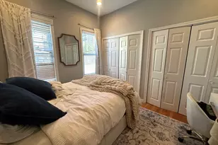 423 E 3rd St, Boston, MA 02127 - Photo 5