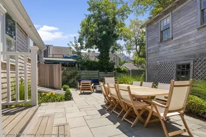 82 Center, Nantucket, MA 02554 - Photo 33