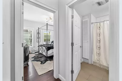 582 East Fourth Street #2, Boston, MA 02127 - Photo 19