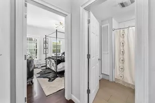 582 E 4th St, Boston, MA 02127 - Photo 19