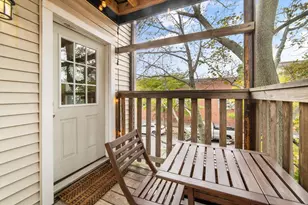 582 E 4th St, Boston, MA 02127 - Photo 23