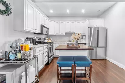 582 East Fourth Street #2, Boston, MA 02127 - Photo 9