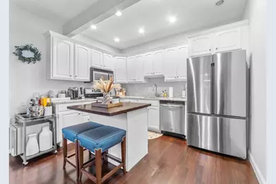582 East Fourth Street #2, Boston, MA 02127 - Photo 7