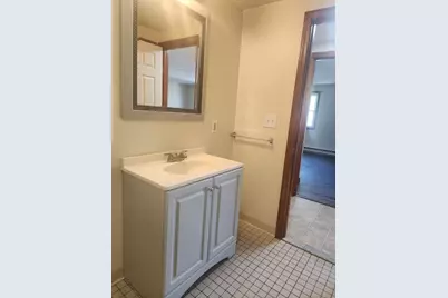484 Western Ave #B4, Lynn, MA 01902 - Photo 7