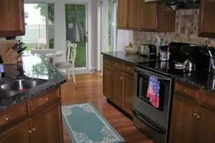 81 Farnham St, Belmont, MA 02478 - Photo 5