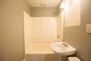75 Hammond St, Bridgewater, MA 02324 - Photo 9