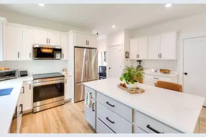 21 Salisbury Hill Blvd #0, Worcester, MA 01609 - Photo 7
