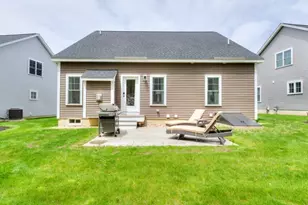 21 Salisbury Hill Blvd, Worcester, MA 01609 - Photo 35