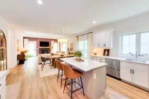21 Salisbury Hill Blvd, Worcester, MA 01609 - Photo 9