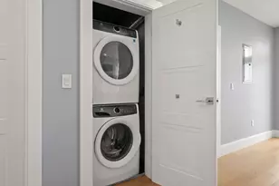 520 Dorchester Ave, Boston, MA 02127 - Photo 23