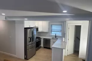 17 Chery St, Medford, MA 02155 - Photo 3