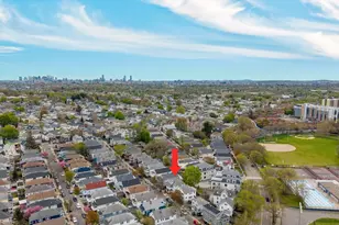 52 Sterling St, Somerville, MA 02144 - Photo 3