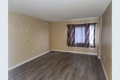 200 Locust St #303, Lynn, MA 01904 - Photo 11