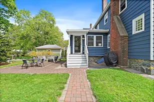 18 O'Neil St, Hudson, MA 01749 - Photo 5