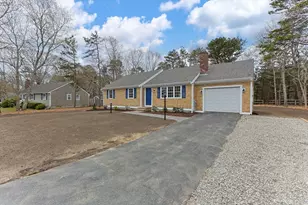 29 Timber Ln, Dennis, MA 02641 - Photo 3