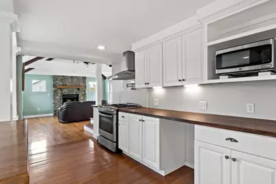 539 Maple Ave, Swansea, MA 02777 - Photo 21