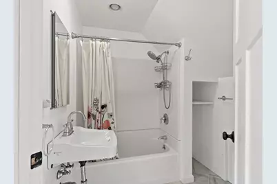 539 Maple Ave, Swansea, MA 02777 - Photo 29