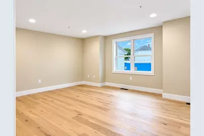 562 Gorham Street #01, Lowell, MA 01852 - Photo 5