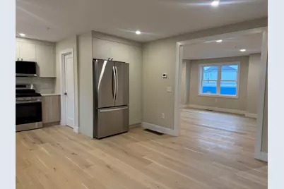 562 Gorham Street #01, Lowell, MA 01852 - Photo 3