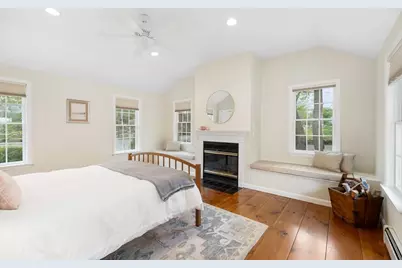 5 Mount Pleasant Ave, Gloucester, MA 01930 - Photo 13