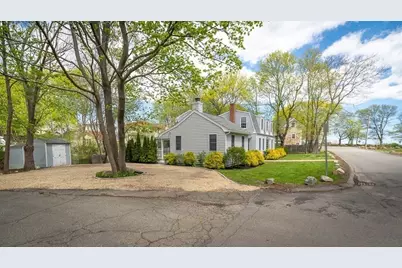 5 Mount Pleasant Ave, Gloucester, MA 01930 - Photo 33