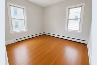 631 Walnut St #1, Fall River, MA 02720 - Photo 9