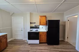 15 Main St, Williamsburg, MA 01039 - Photo 11